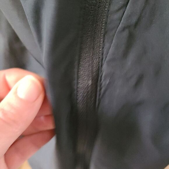 Spyder Vista Jacket Womens Medium Full Zip Hooded Lightweight Black Windbreaker - Picture 2 of 8